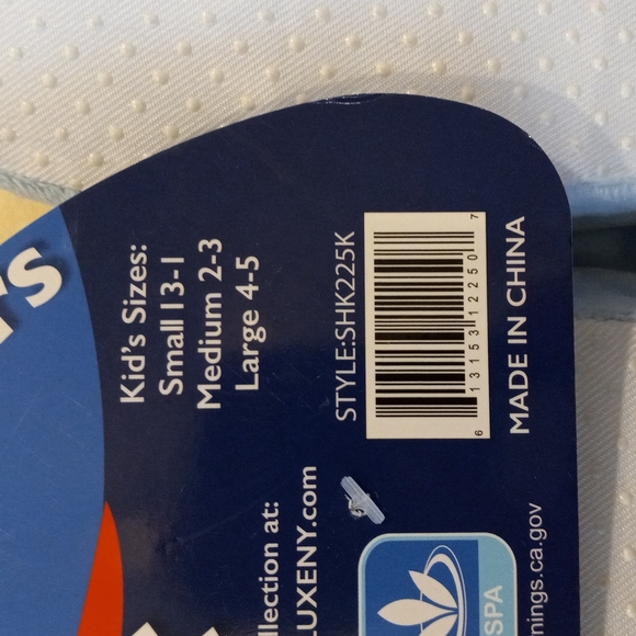 Shark Slippers - Picture 5 of 7